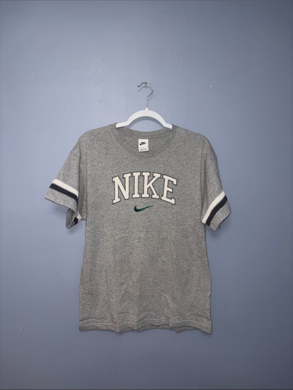 Nike | Gray T-Shirt